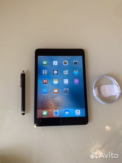 iPad mini celluar+стилус