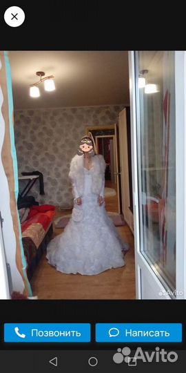 Свадебное платье со шлейфом 42