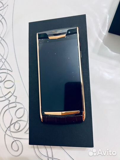 Vertu New Signature Touch Jet Calf, 4/64 ГБ