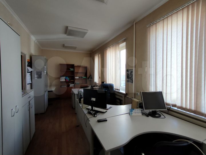 Производство, 1000-2500 м²