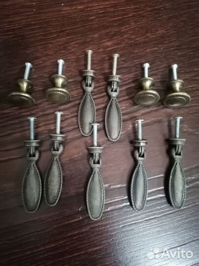 Дверные ручки