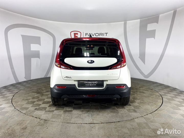 Kia Soul 1.6 AT, 2021, 60 263 км