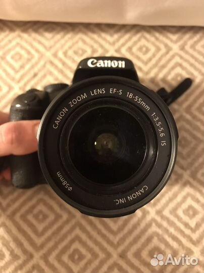 Зеркальный фотоаппарат Canon EOS 450D