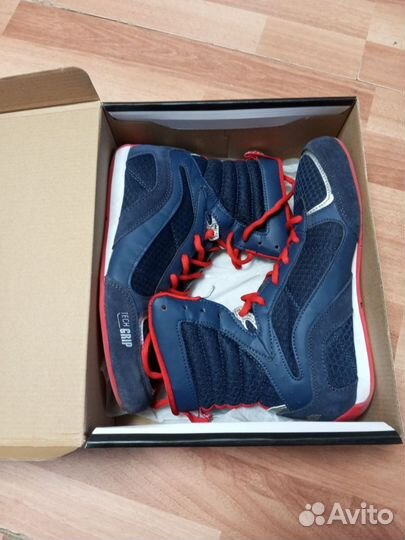 Обувь для бокса clinch,новая