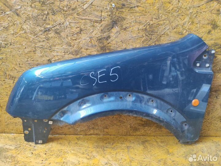 Крыло для левое Ford Transit Connect TC7 1.8L