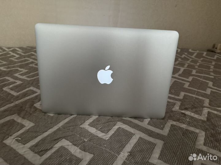 Apple MacBook Air 13 на intel core i5