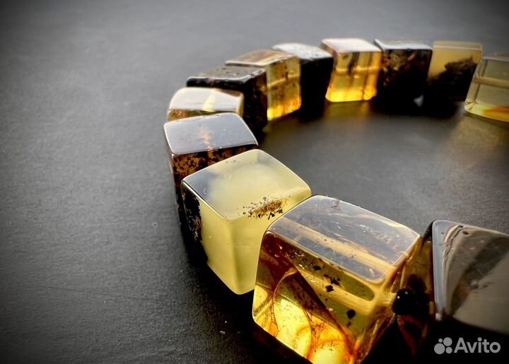 Мужской браслет из натурального янтаря 21 см