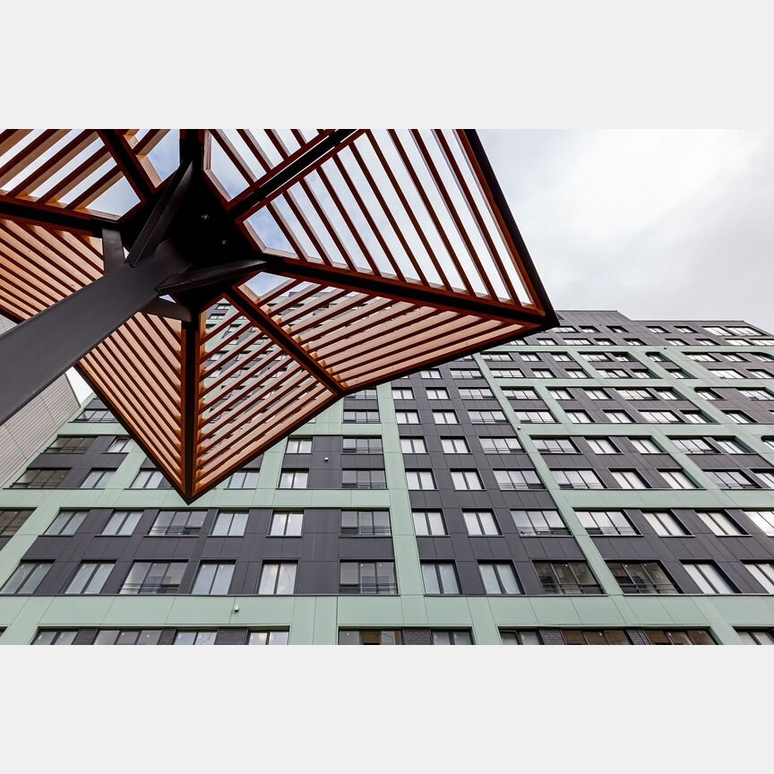 2-к. квартира, 76,2 м², 1/15 эт.