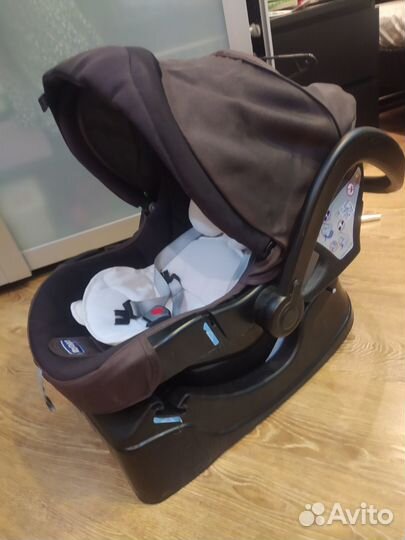 Детское автокресло от 0 chicco
