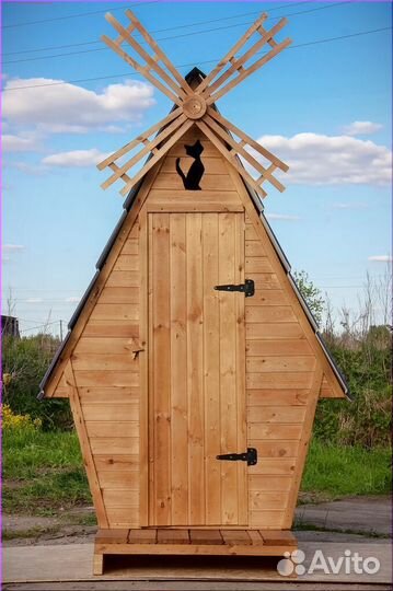 Дачный туалет деревянный
