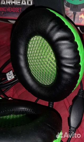 Наушники с микрофоном