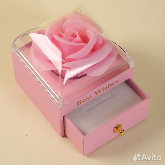 Подарочная шкатулка