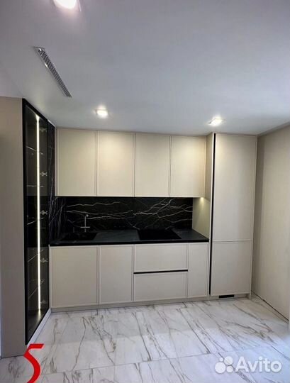 Кухонный гарнитур Угловой в Потолок