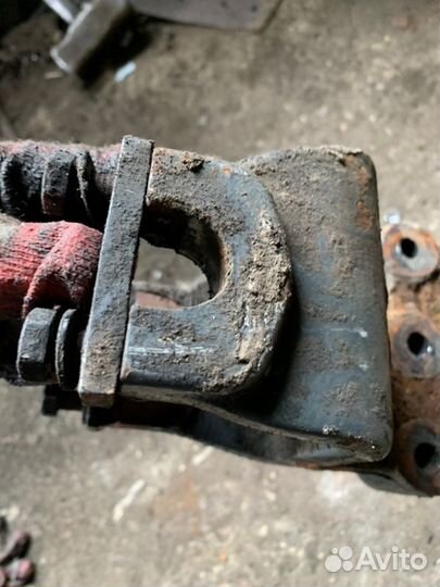 Кронштейн рессоры задний правый Daf Xf 95