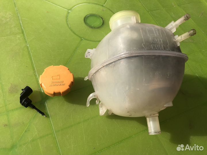 Расширительный бачок Opel Vectra C