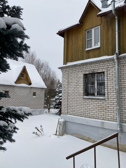 Дом 302 м² на участке 16 сот.