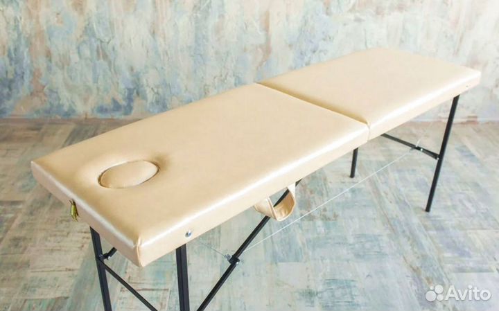 Кушетка с вырезом