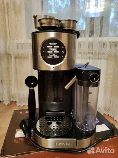 Кофеварка рожковая Leran