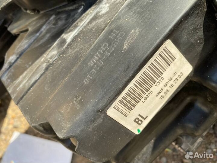 Фары передние Mitsubishi Outlander 3 GF