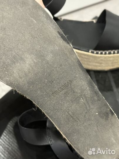 Босоножки женские 39 размер pull&bear