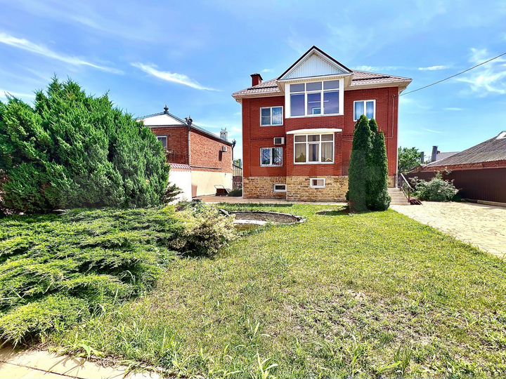 Дом 205 м² на участке 6 сот.