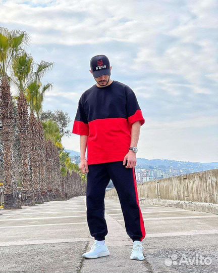 Спортивный костюм мужской новый