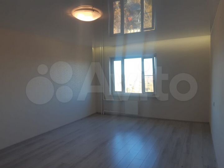 3-к. квартира, 93 м², 11/12 эт.