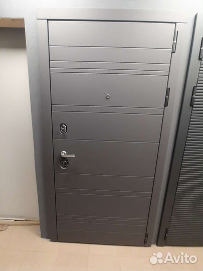 Дверь входная