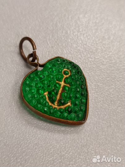 Кулон Вера, Надежда Любовь