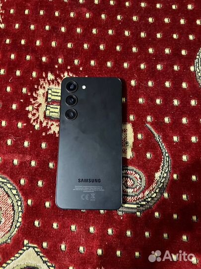 Samsung Galaxy S23, 8/256 ГБ