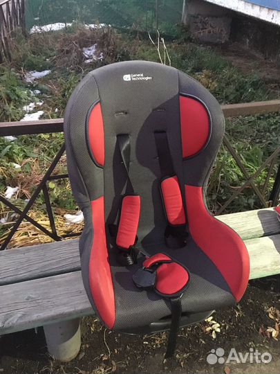 Автомобильное детское кресло от 0 до 18 кг