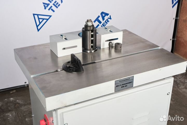 Станок фрезерный deltamachinery DW-32
