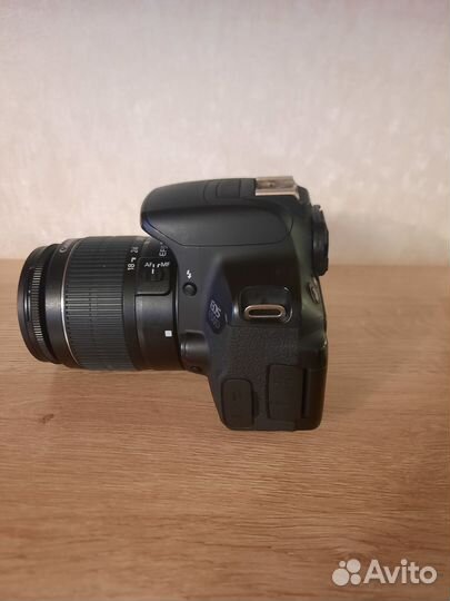 Зеркальный фотоаппарат Canon eos 650d