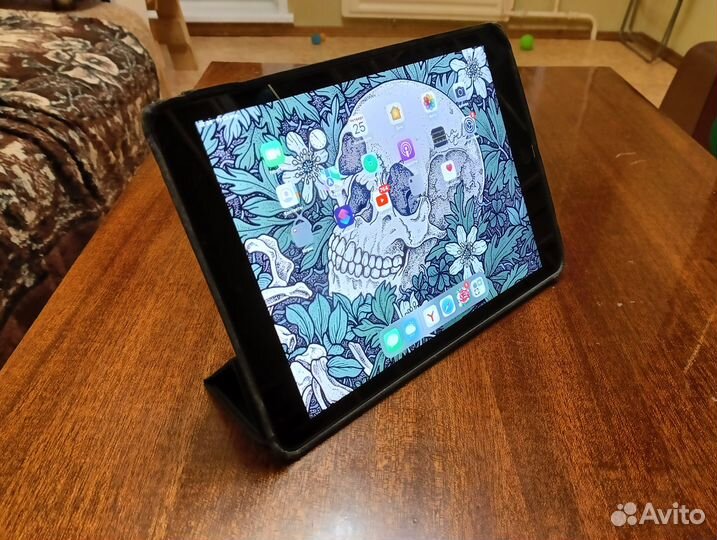Планшет apple iPad 8