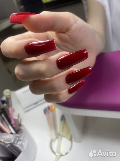 Маникюр,педикюр