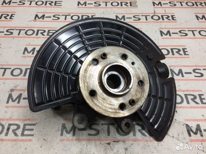 Ступица передняя левая Mercedes-Benz M-Class W163