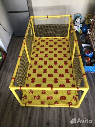 Детский манеж Leco