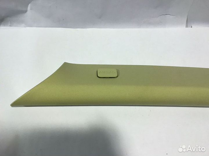 Накладка стойки лобового стекла левая Range Rover