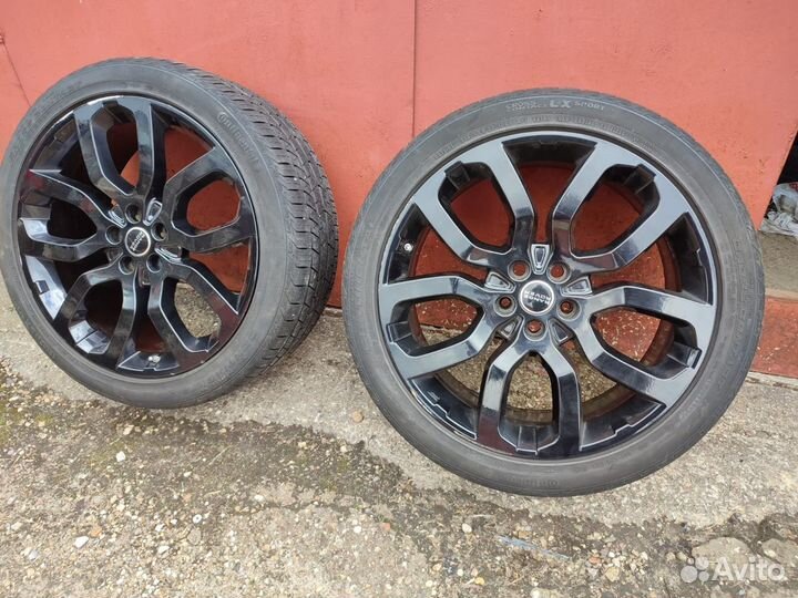 Комплект летних колес на Range Rover r22