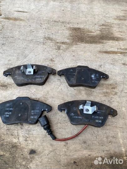 Передние колодки Volkswagen passat B6