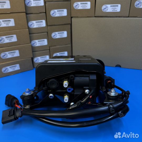 Компрессор пневмоподвески Panamera 970 с корпусом