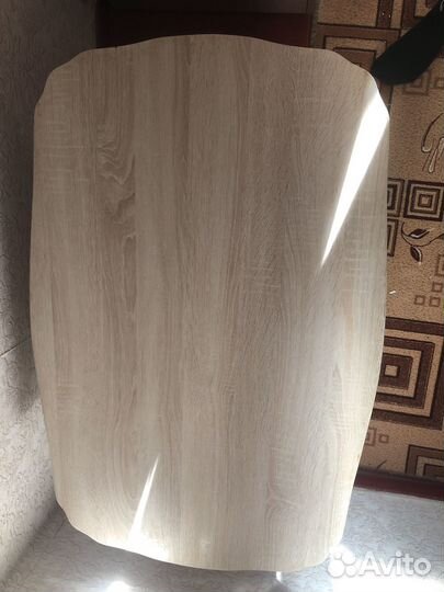 Журнальный столик, стол на колесах