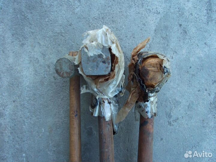 Лопаты, вилы, плуг и др