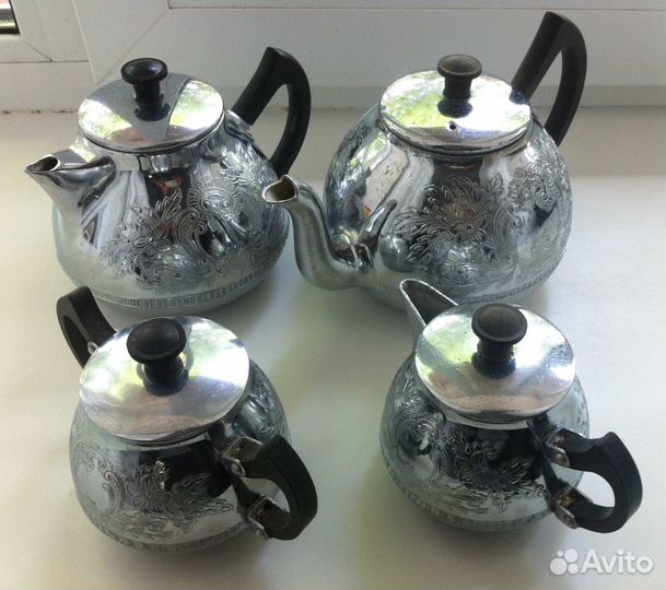 Чайно-кофейный сервиз 