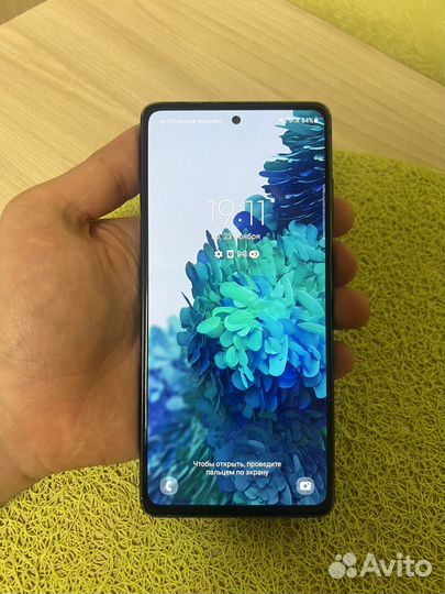 Samsung Galaxy S20 FE, 6/128 ГБ