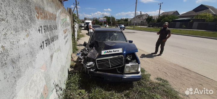 Mercedes-Benz W124 3.0 МТ, 1989, битый, 350 000 км