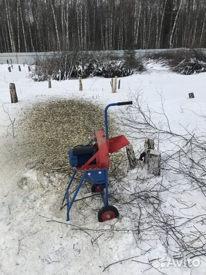 Дробилка для веток электрическая в аренду