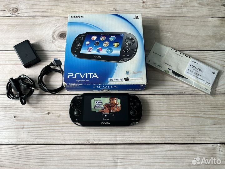Sony PlayStation Vita 3G/wifi 30 игр