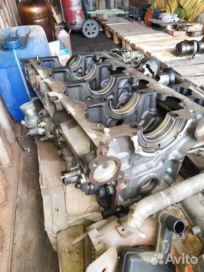 Продам блок двигателя 4М51