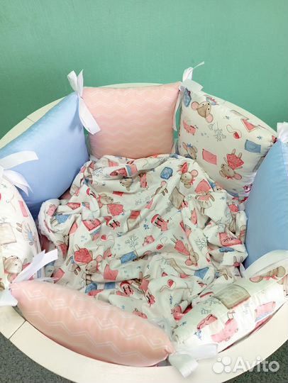 Бортики в кроватку